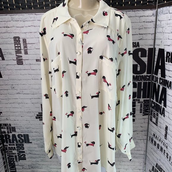 torrid Tops - Torrid 4 Ivory Dachshund Dog Print Button Top
